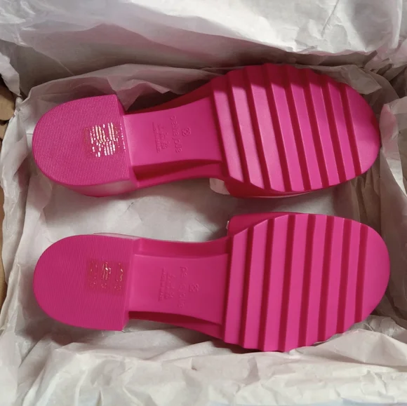 Dolls Kill Sandals (NEW) - Picture 4 of 6